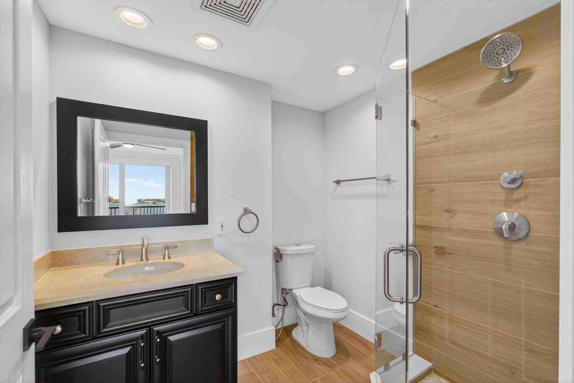 5150 N Ocean Drive, Unit 1201, Singer Island, FL 33404 Photo