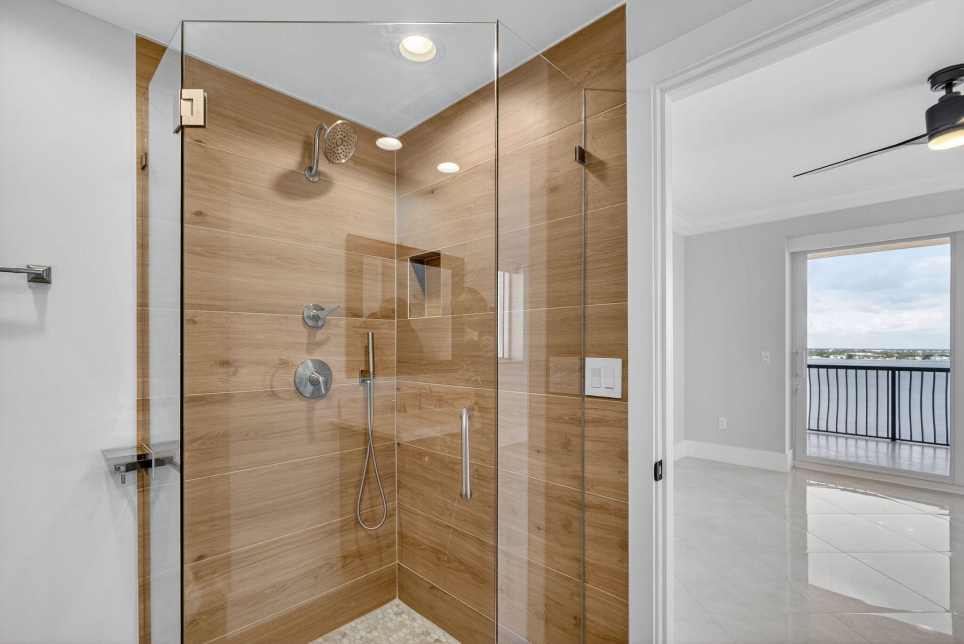 5150 N Ocean Drive, Unit 1201, Singer Island, FL 33404 Photo