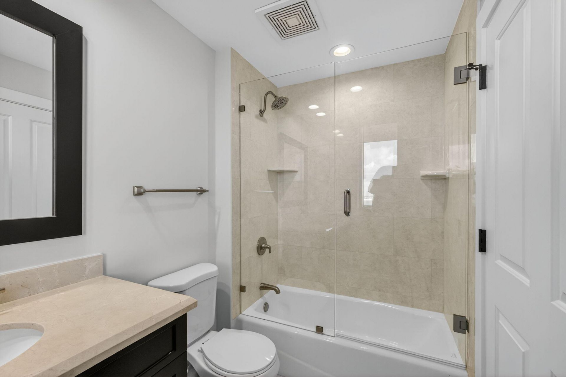 5150 N Ocean Drive, Unit 1201, Singer Island, FL 33404 Photo