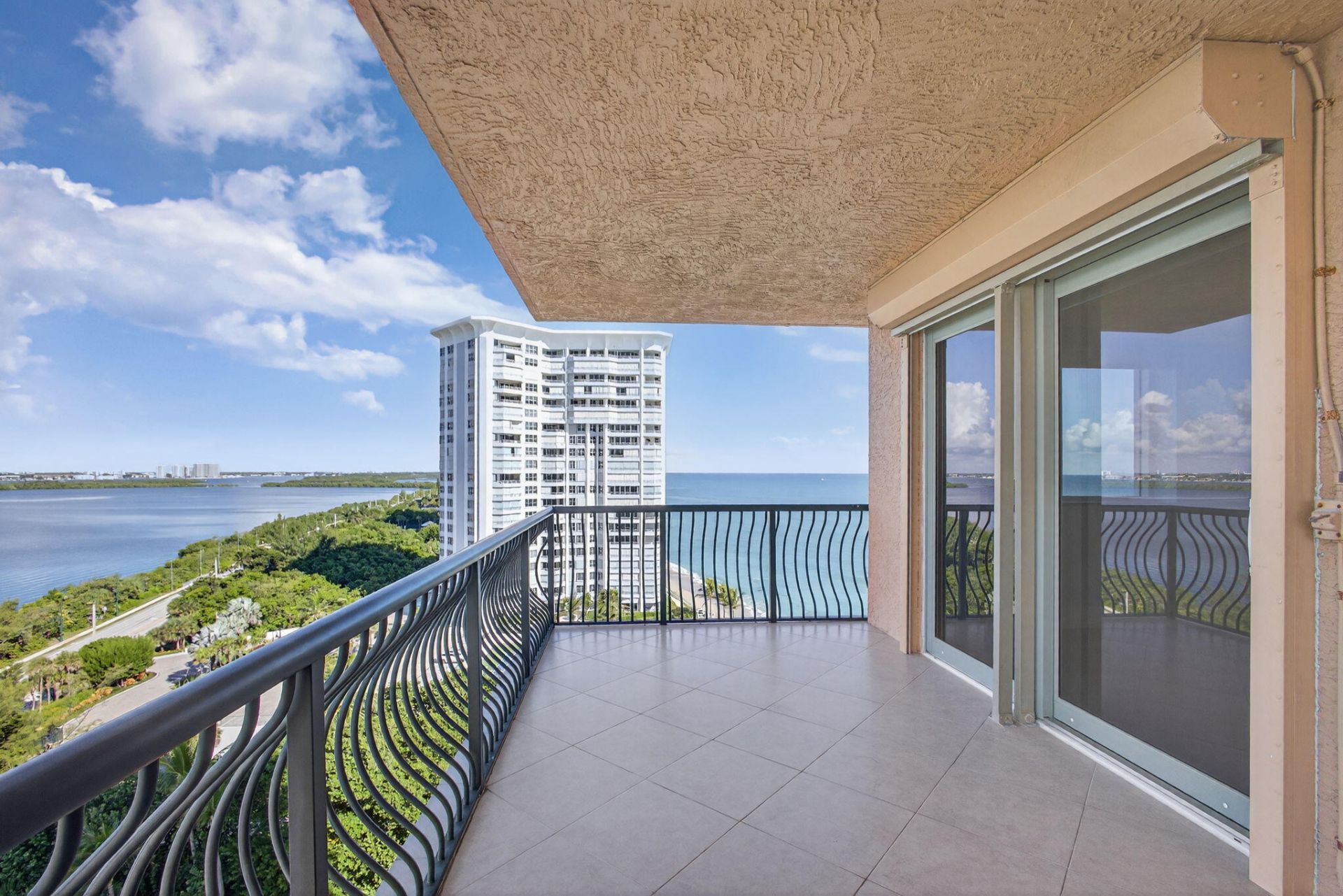 5150 N Ocean Drive, Unit 1201, Singer Island, FL 33404 Photo