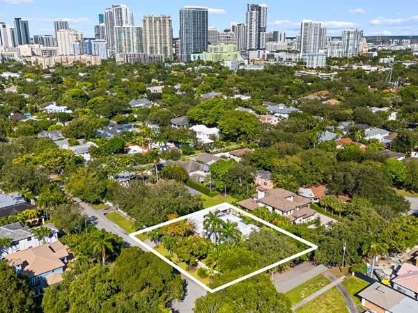 1252 N Rio Vista Blvd, Fort Lauderdale, FL 33301