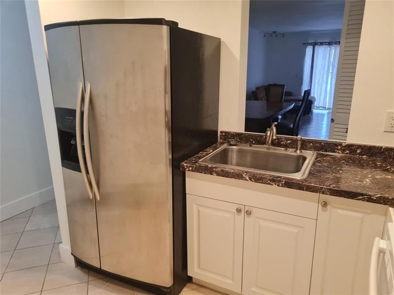 300 Golden Isles Drive, Unit 104, Hallandale Beach, FL 33009 Photo