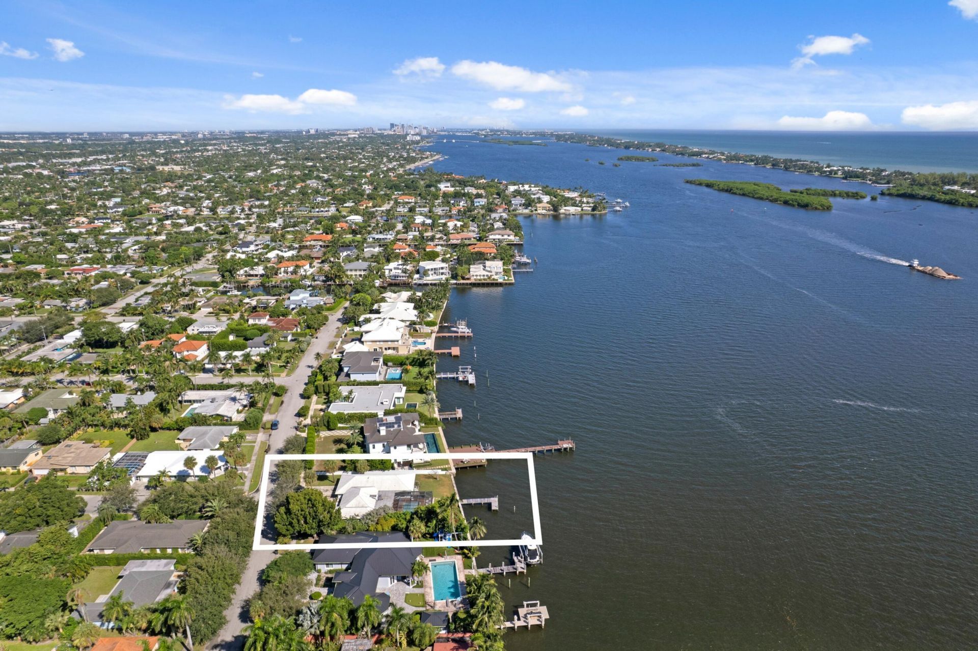 2002 Notre Dame Drive, Lake Worth Beach, FL 33460 Photo