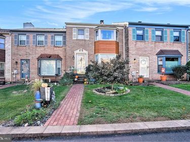 3919 GATEHOUSE LANE, SKIPPACK, PA 19474