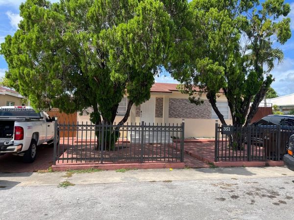 351 E 35th St, Hialeah, FL 33013