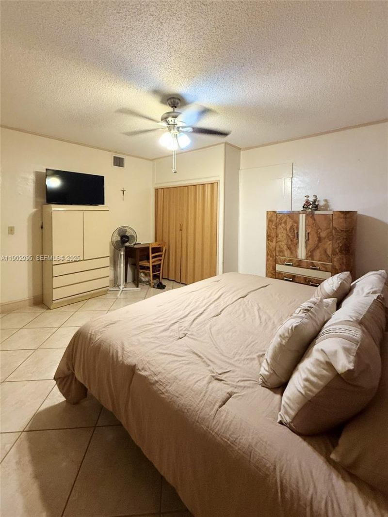 1835 SW 10th St, Miami, FL 33135 Photo