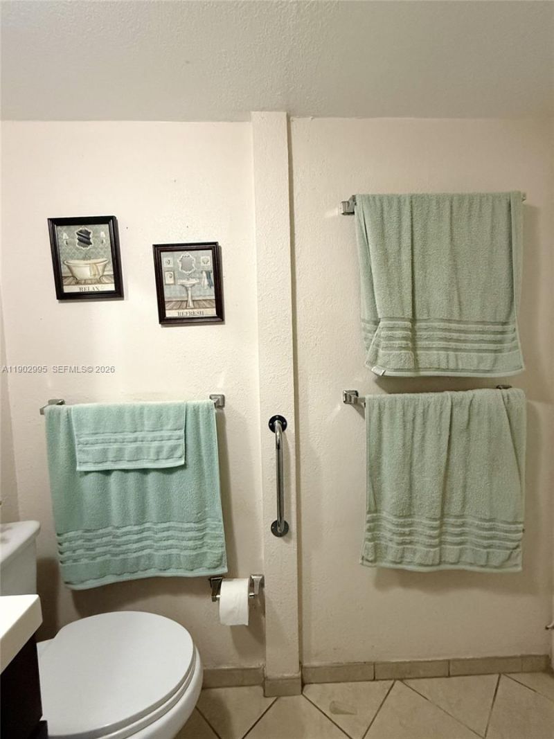 1835 SW 10th St, Miami, FL 33135 Photo