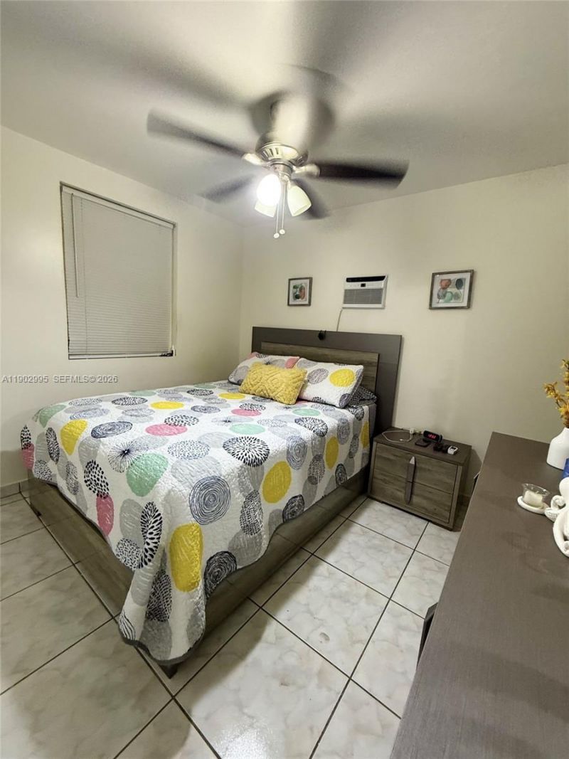 1835 SW 10th St, Miami, FL 33135 Photo