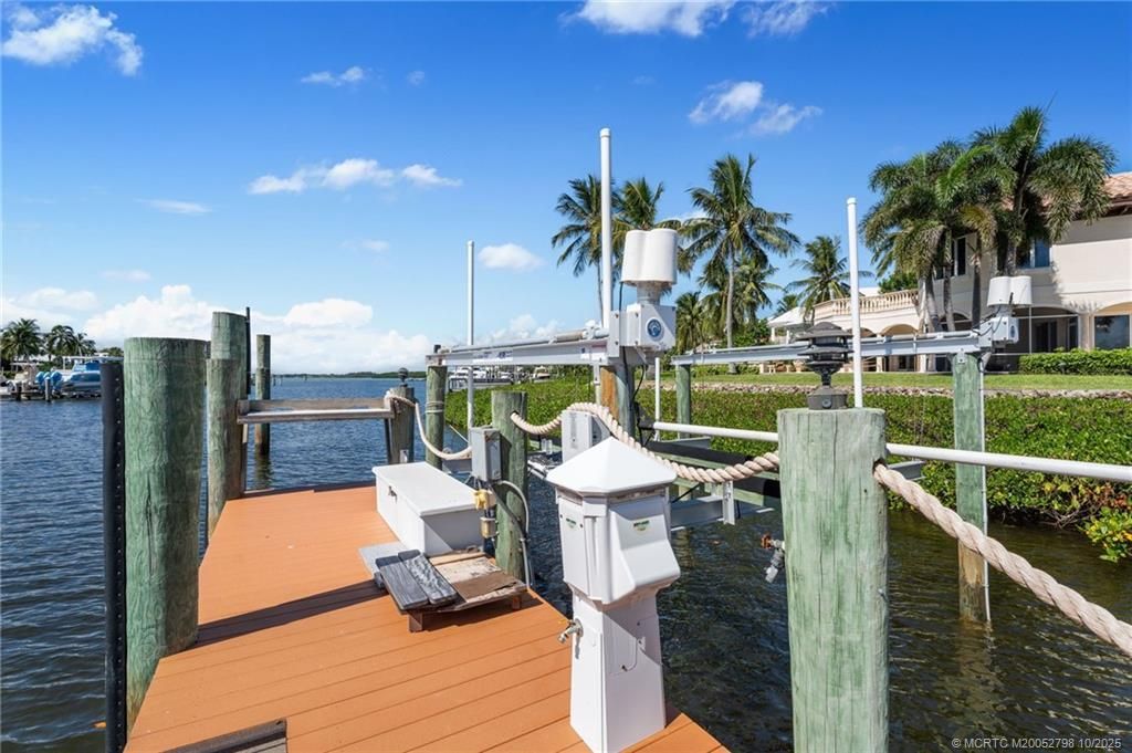 2440 SE Bahia Way, Stuart, FL 34996 Photo