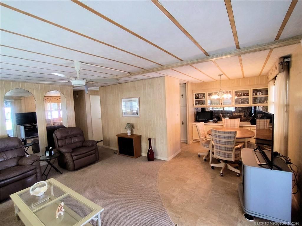 2540 SE Penny Lane, Stuart, FL 34994 Photo