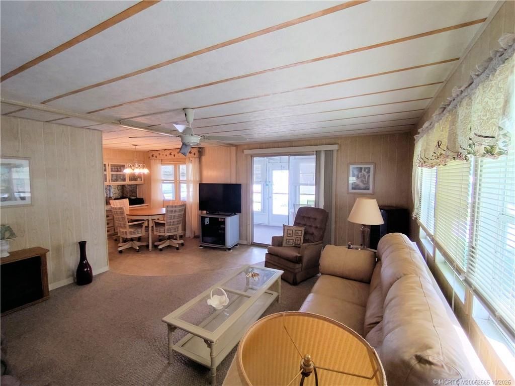 2540 SE Penny Lane, Stuart, FL 34994 Photo