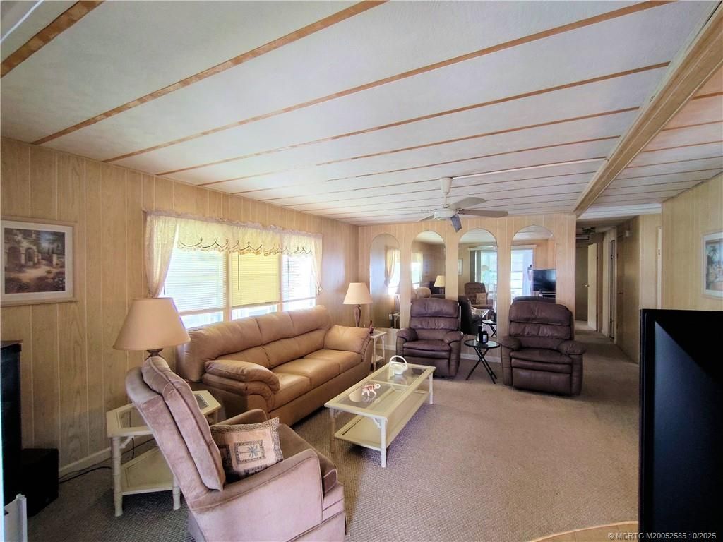 2540 SE Penny Lane, Stuart, FL 34994 Photo