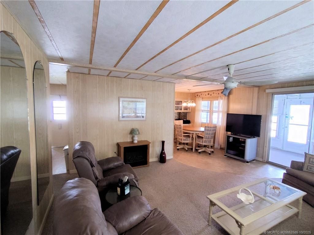 2540 SE Penny Lane, Stuart, FL 34994 Photo