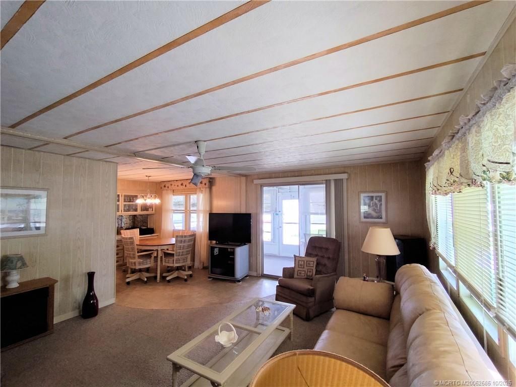 2540 SE Penny Lane, Stuart, FL 34994 Photo