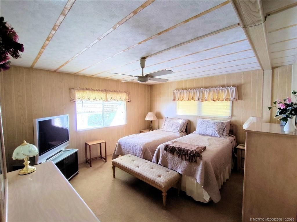 2540 SE Penny Lane, Stuart, FL 34994 Photo