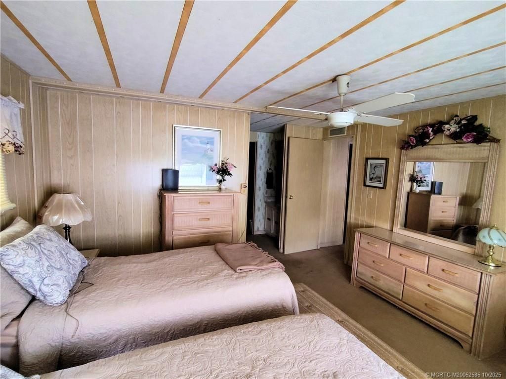 2540 SE Penny Lane, Stuart, FL 34994 Photo