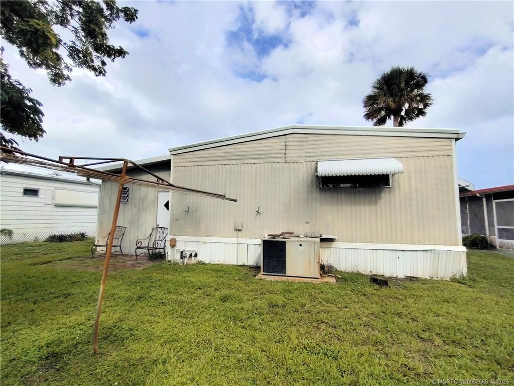 2540 SE Penny Lane, Stuart, FL 34994 Photo