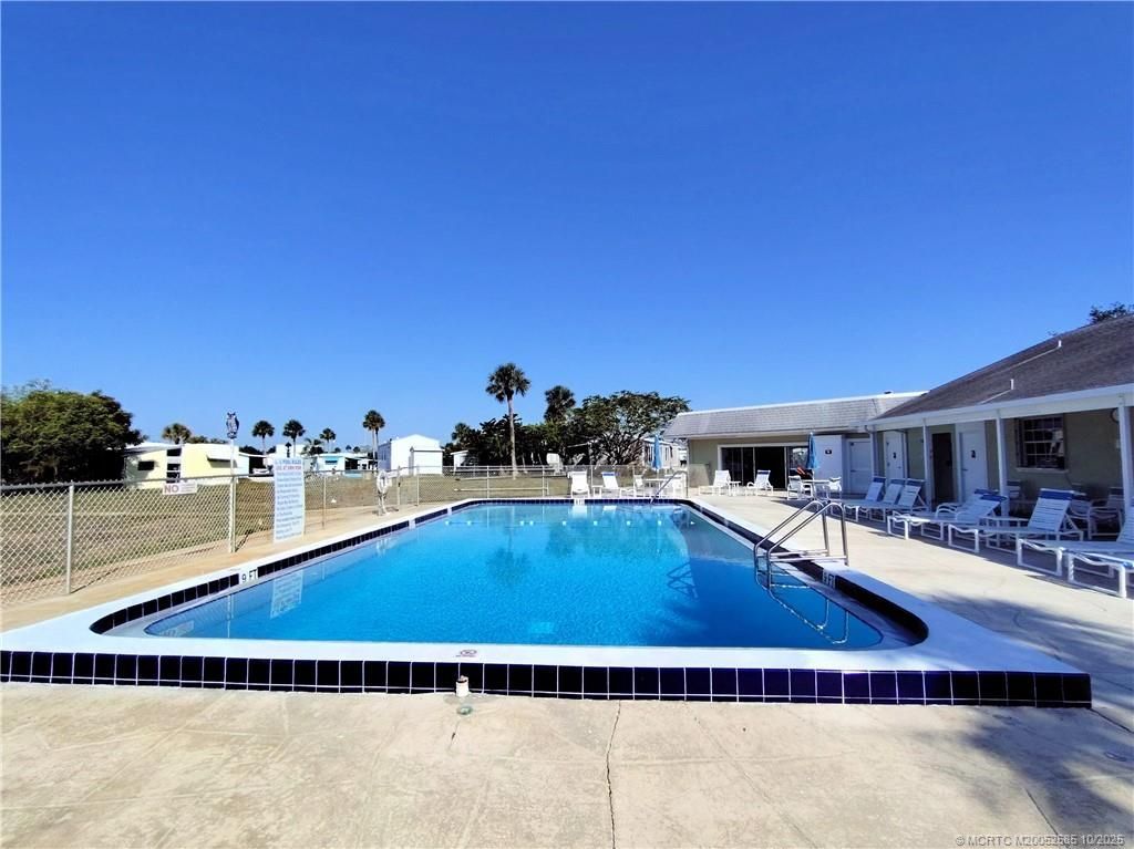 2540 SE Penny Lane, Stuart, FL 34994 Photo