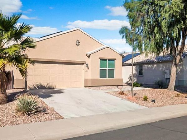 22590 W MOONLIGHT Path, Buckeye, AZ 85326