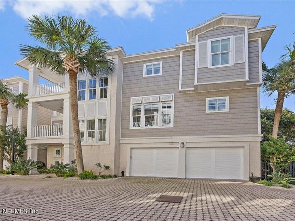 80 BEACH COTTAGE Lane, Unit 201, Atlantic Beach, FL 32233
