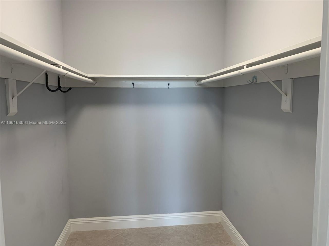 1455 N Treasure Dr, Unit 2M, North Bay Village, FL 33141 Photo