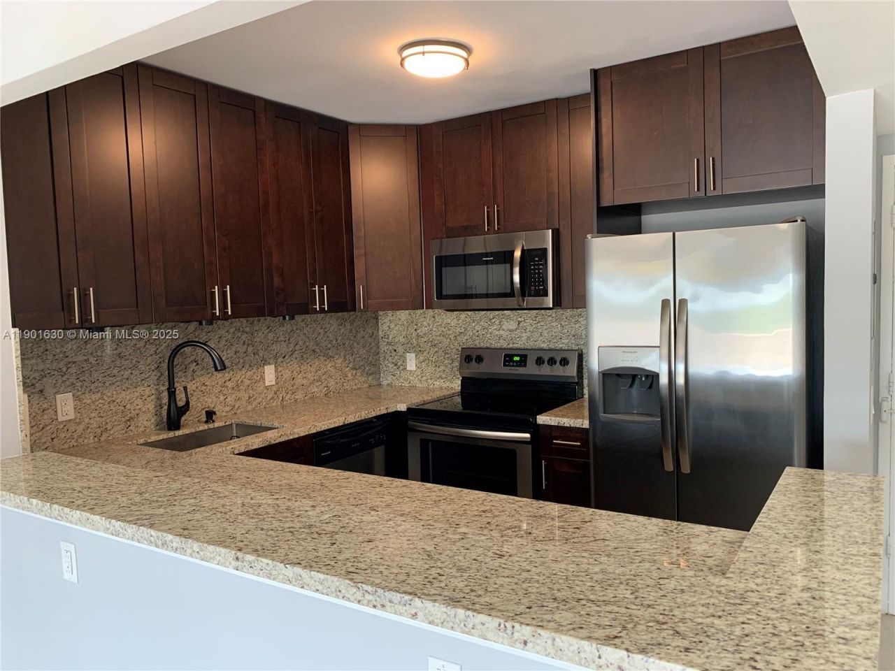 1455 N Treasure Dr, Unit 2M, North Bay Village, FL 33141 Photo