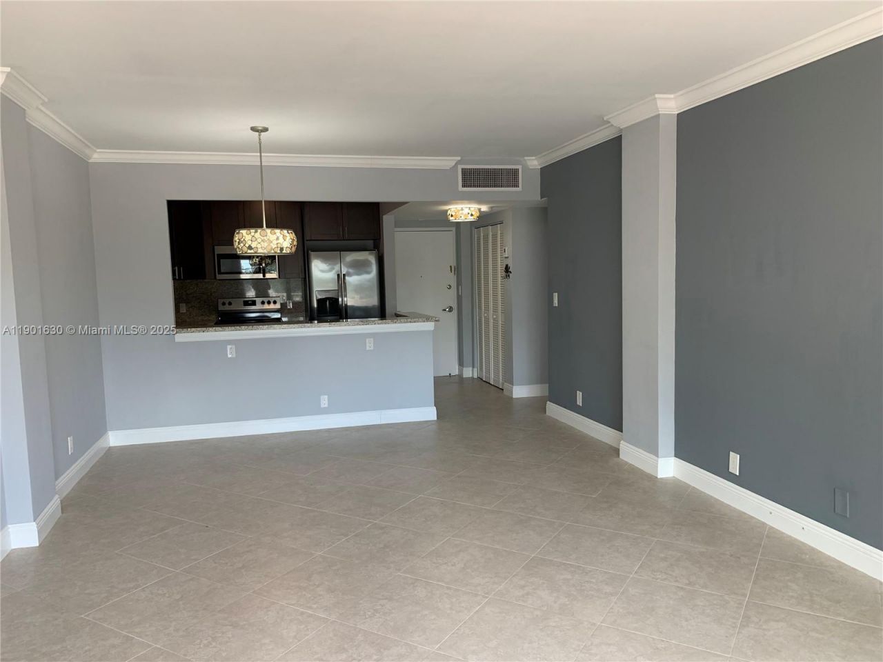 1455 N Treasure Dr, Unit 2M, North Bay Village, FL 33141 Photo