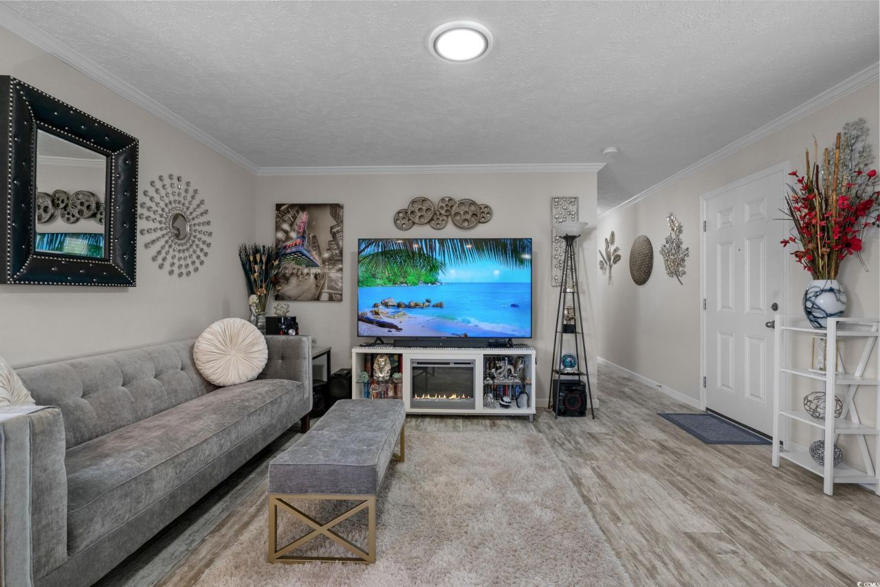 201 Air Stream Dr. Photo 12