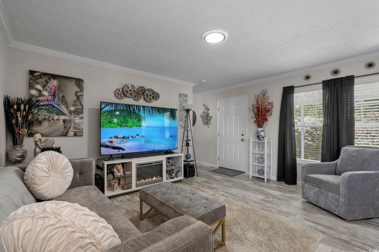 201 Air Stream Dr. Photo 14