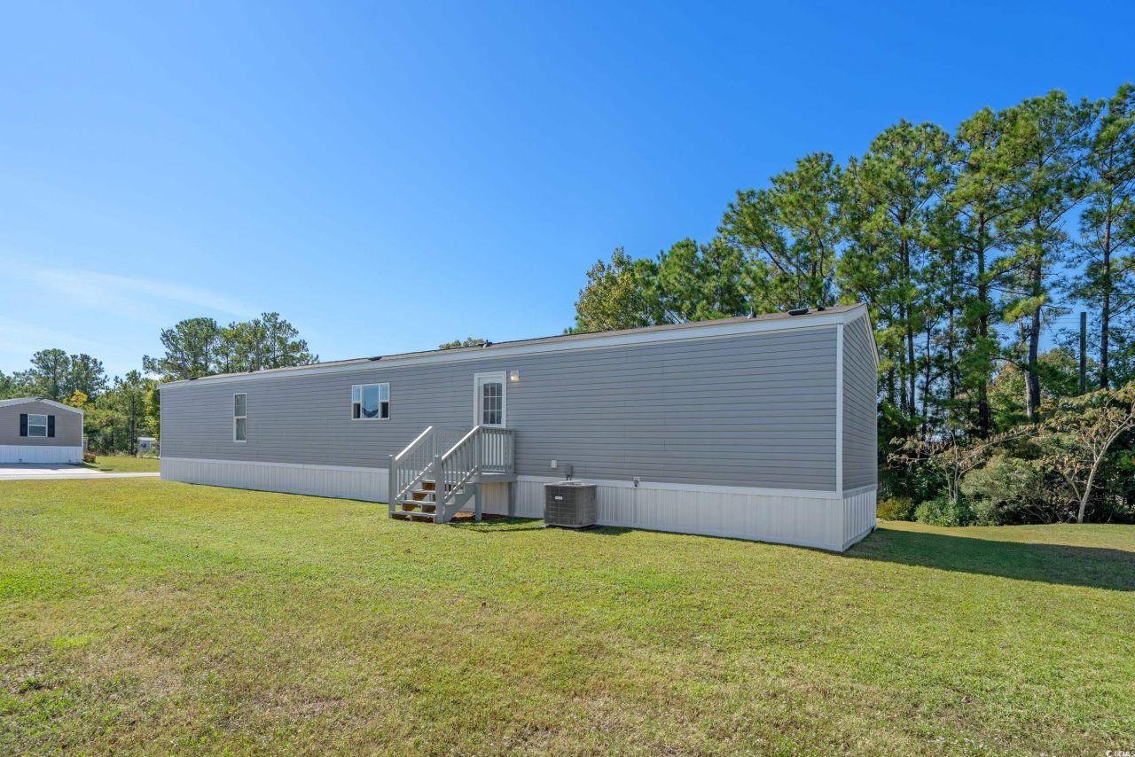 201 Air Stream Dr. Photo 32