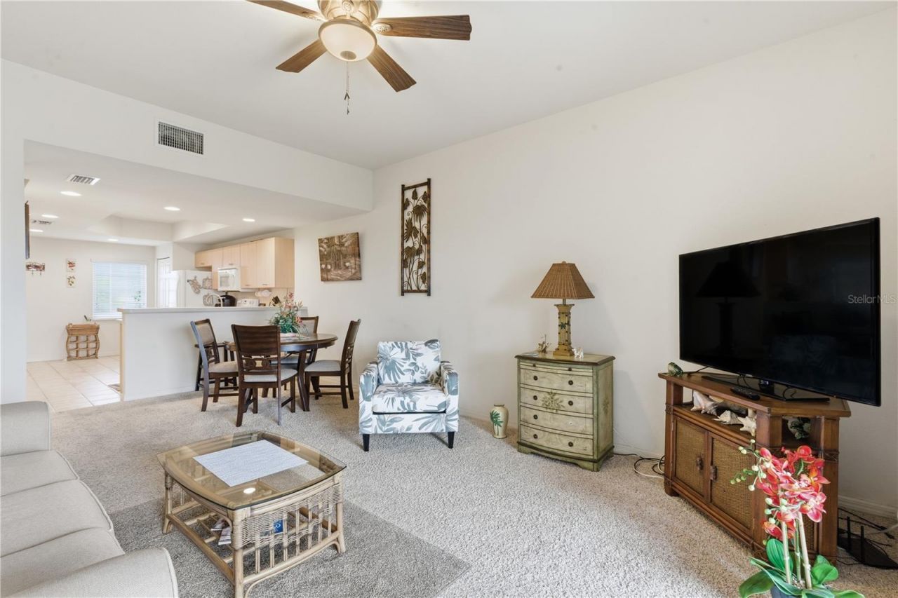 1246 Rio De Janeiro Avenue, Unit 503, Punta Gorda, FL 33983 Photo