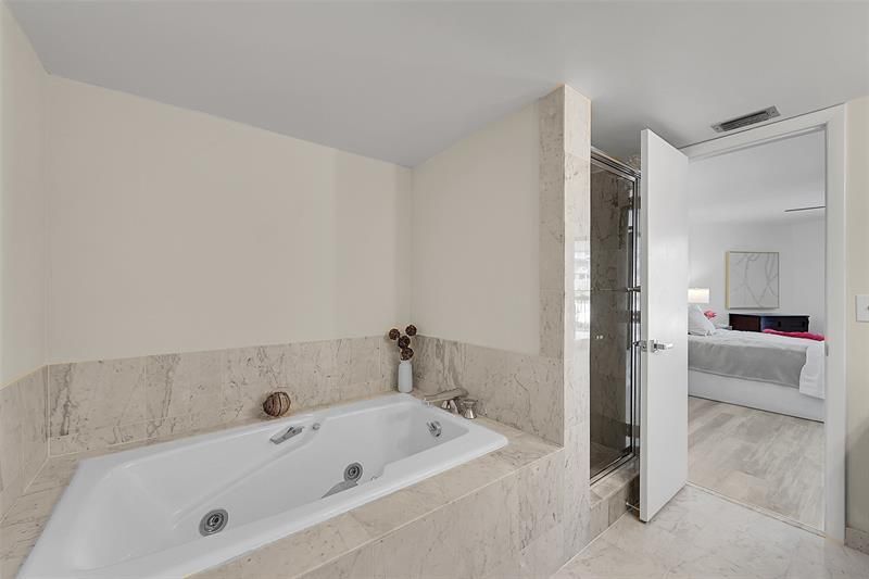 812 N Ocean Blvd, Unit 202, Pompano Beach, FL 33062 Photo