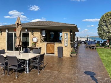 177 Biddle Avenue, Wyandotte, MI 48192