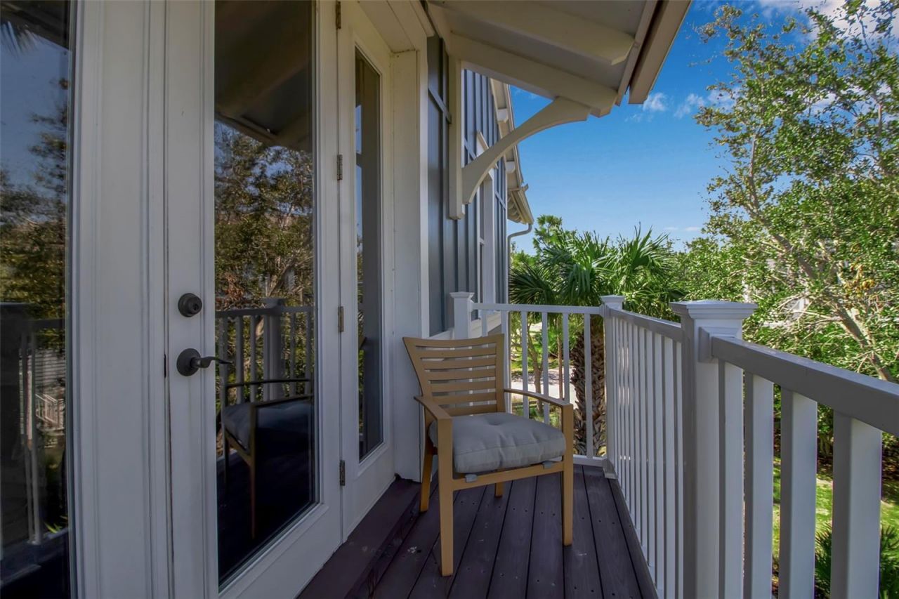 321 Sapphire Lake Drive, Unit 202, Bradenton, FL 34209 Photo