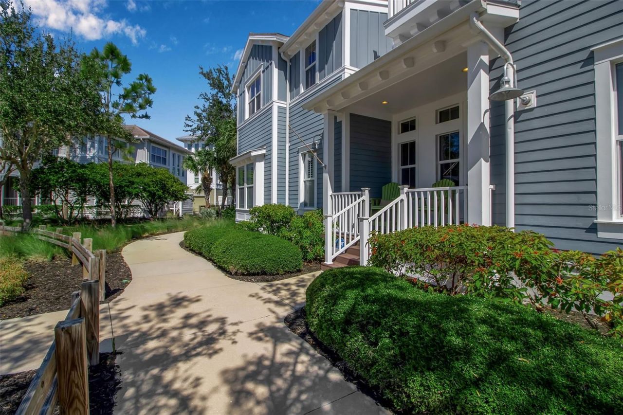 321 Sapphire Lake Drive, Unit 202, Bradenton, FL 34209 Photo