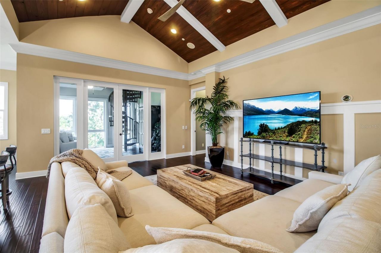 321 Sapphire Lake Drive, Unit 202, Bradenton, FL 34209 Photo