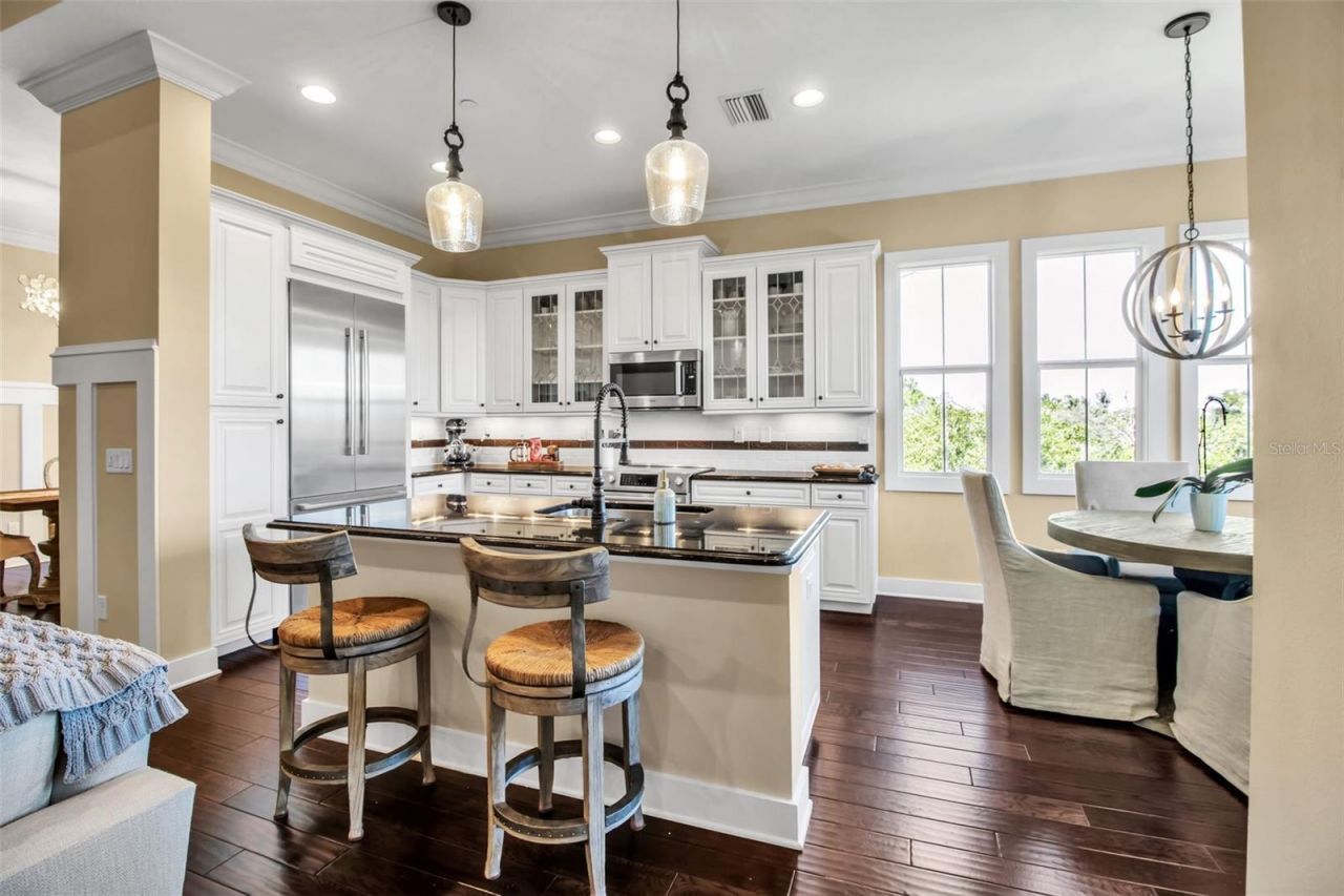 321 Sapphire Lake Drive, Unit 202, Bradenton, FL 34209 Photo