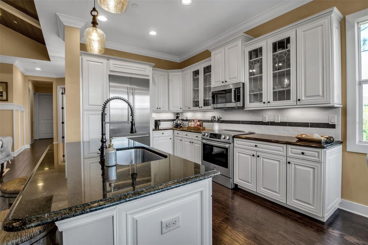 321 Sapphire Lake Drive, Unit 202, Bradenton, FL 34209 Photo