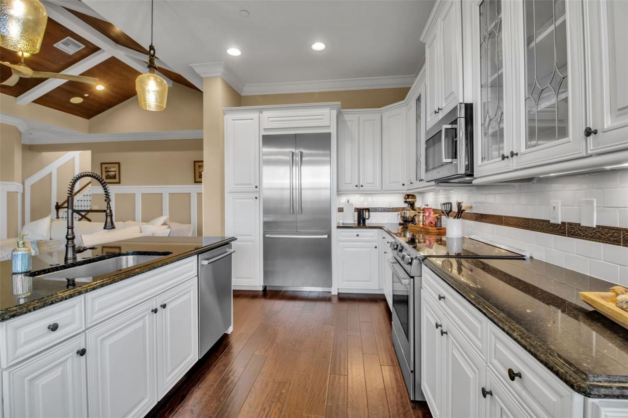 321 Sapphire Lake Drive, Unit 202, Bradenton, FL 34209 Photo