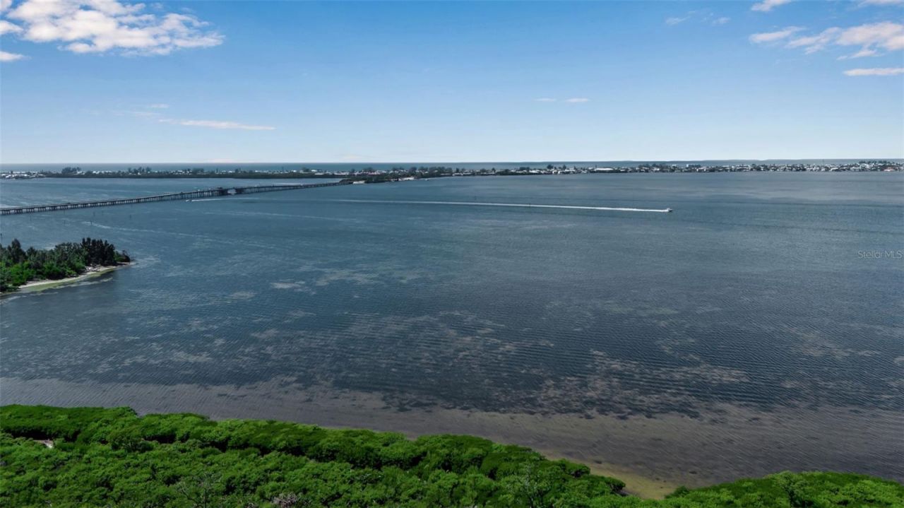 321 Sapphire Lake Drive, Unit 202, Bradenton, FL 34209 Photo