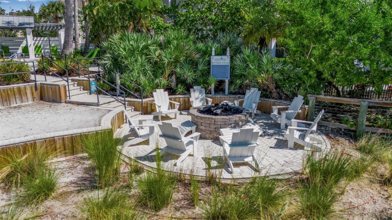 321 Sapphire Lake Drive, Unit 202, Bradenton, FL 34209 Photo