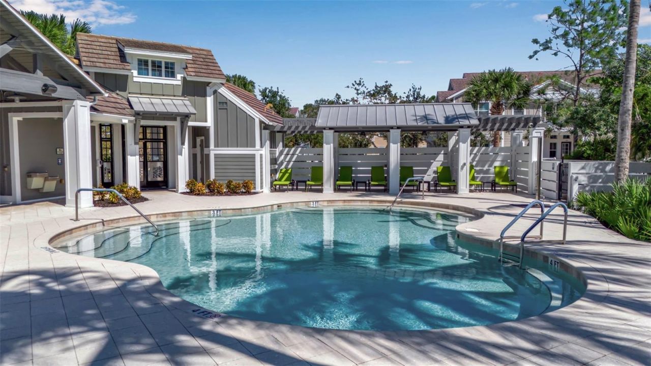 321 Sapphire Lake Drive, Unit 202, Bradenton, FL 34209 Photo