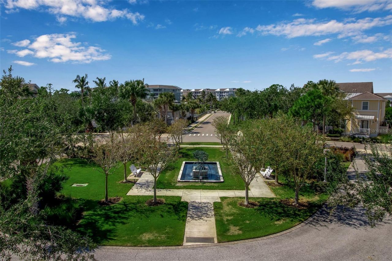 321 Sapphire Lake Drive, Unit 202, Bradenton, FL 34209 Photo