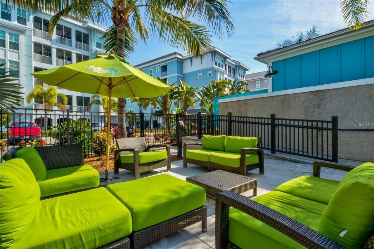 321 Sapphire Lake Drive, Unit 202, Bradenton, FL 34209 Photo