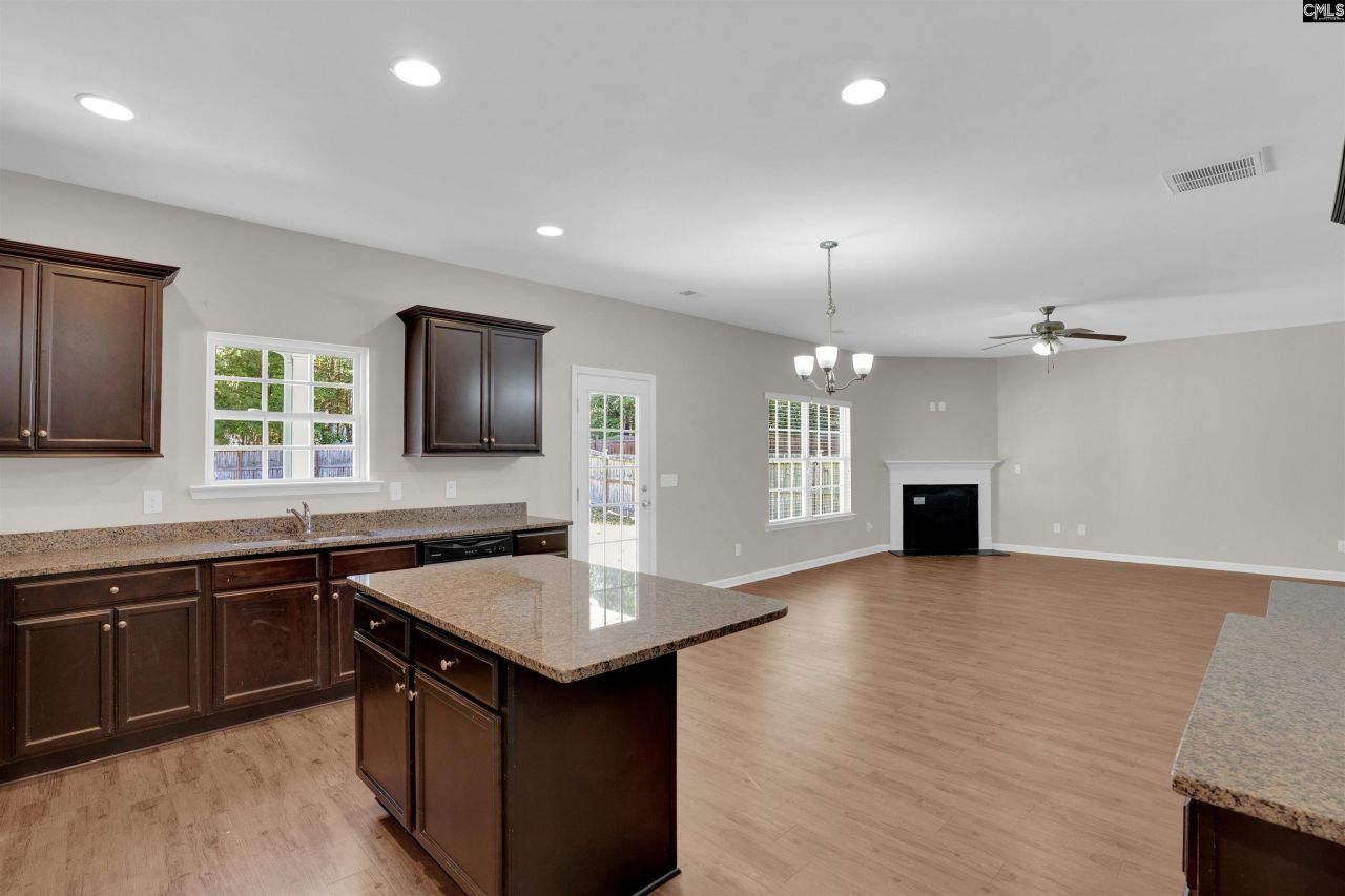 1009 Campbell Ridge Drive Photo 14