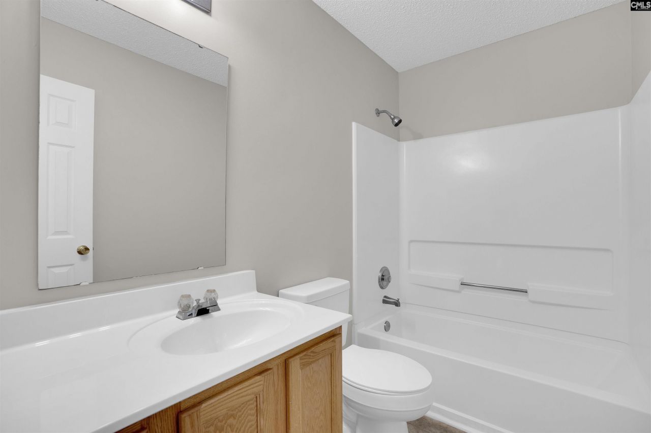 128 Grafton Lane Photo 24