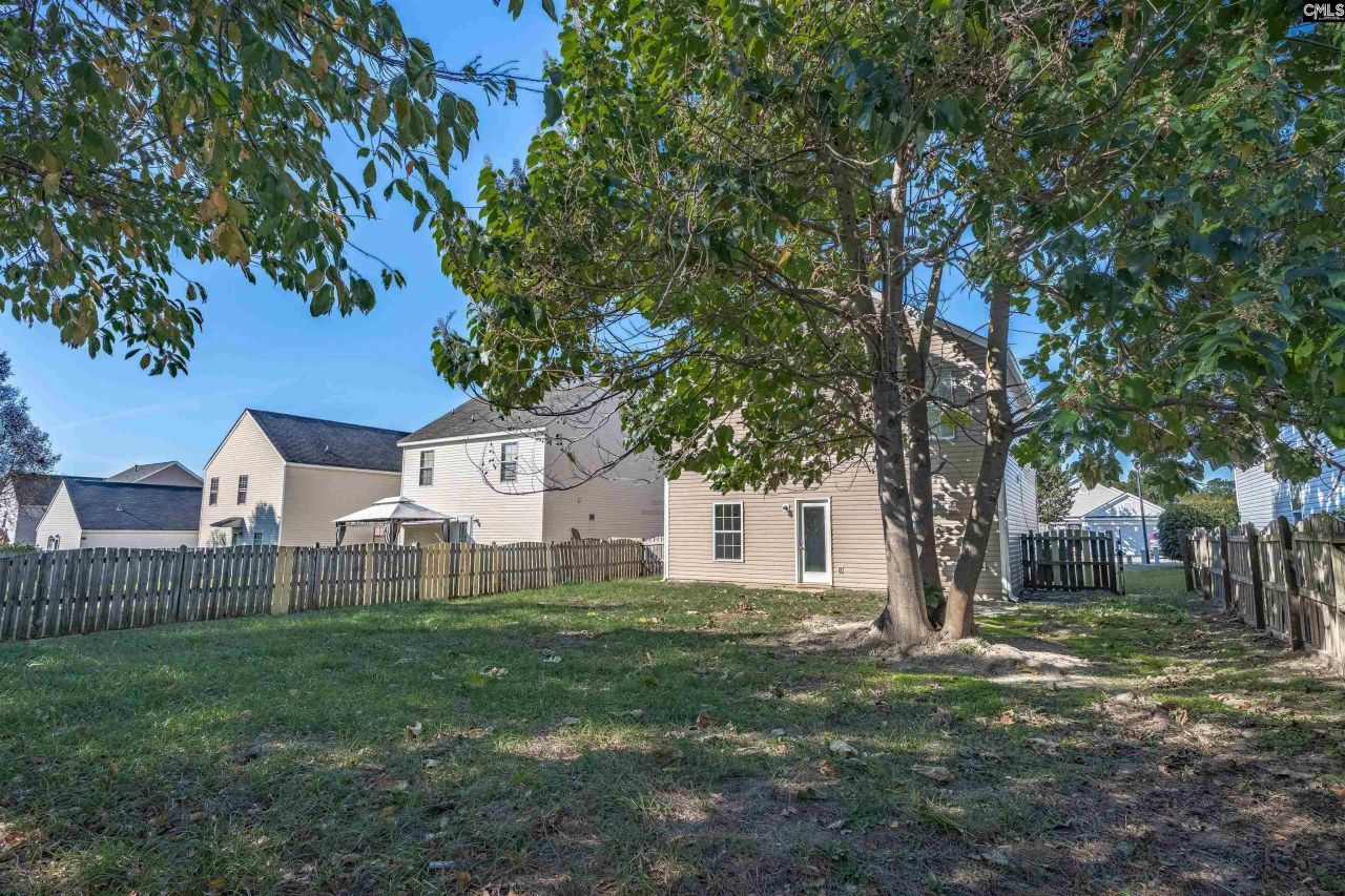 128 Grafton Lane Photo 32