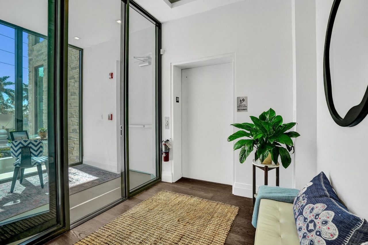 1177 George Bush Boulevard, Unit 208, Delray Beach, FL 33483 Photo