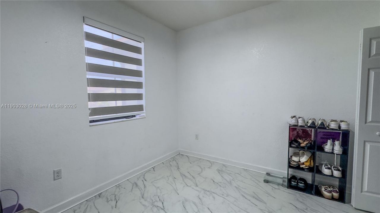 3318 W 106th Ter, Hialeah, FL 33018 Photo