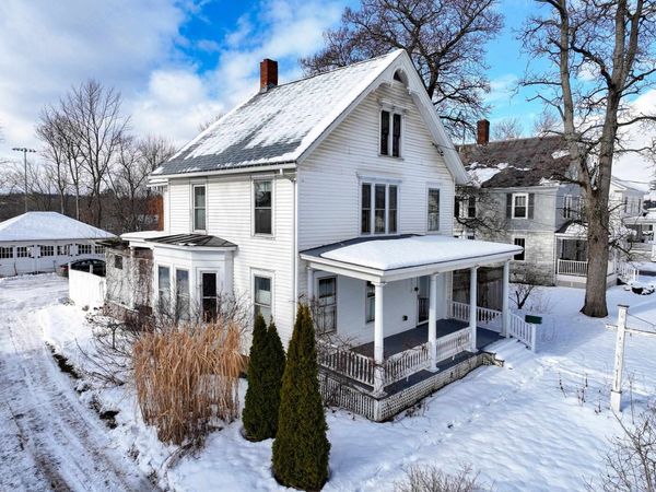 68 Court Street, Middlebury, VT 05753